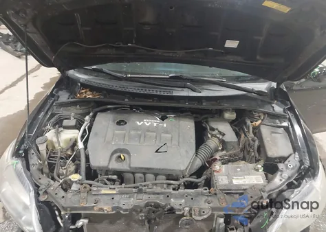 2010 Toyota Corolla S z USA, uszkodzony, nr VIN 2T1BU4EE9AC408528